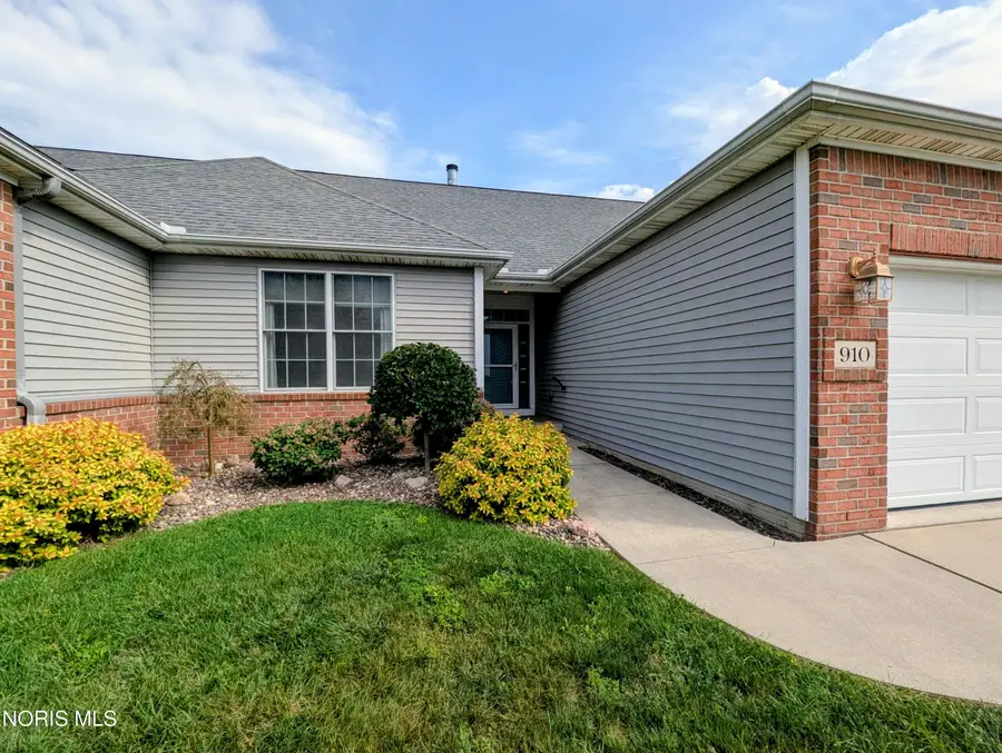 910 Murbach Street, Archbold, OH 43502 - #2