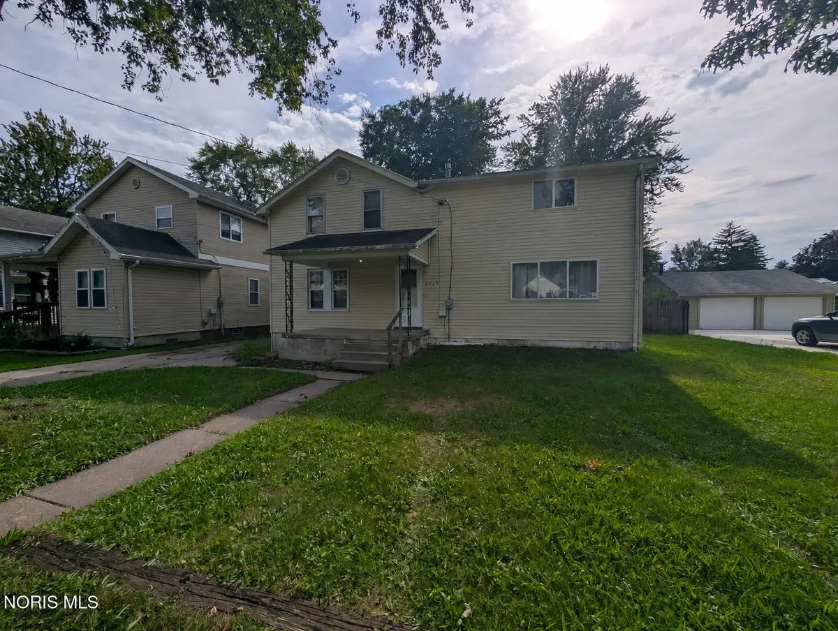 2225 Rood Street, Toledo, OH 43613 - #1
