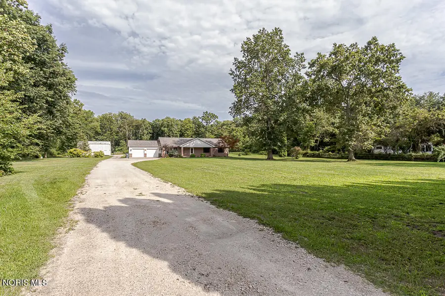 412 Schwamberger Road, Holland, OH 43528 - #2