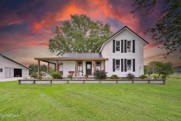 900 N Berkey Southern Road, Swanton, OH 43558