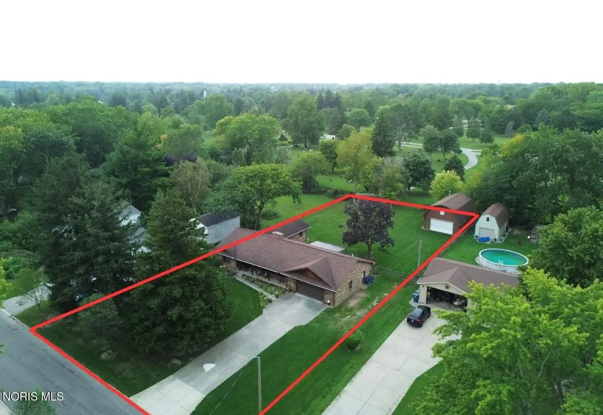 5921 Glasgow Road, Sylvania, OH 43560 - #1