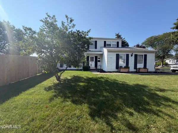 612 Dussel Drive, Maumee, OH 43537