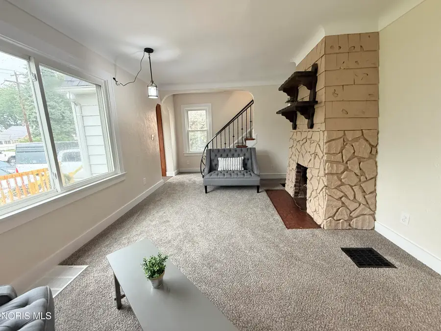 3141 Schneider Road, Toledo, OH 43614 - #2