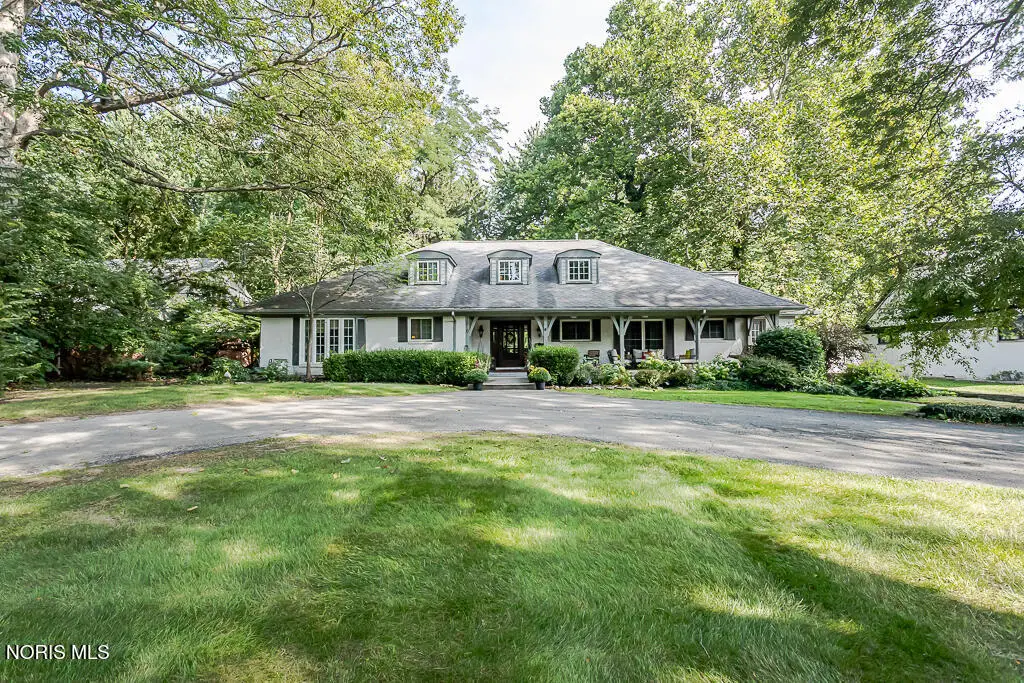 3610 W Bancroft Street, Ottawa Hills, OH 43606 - #1