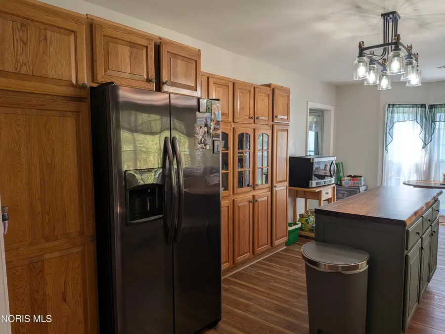 1741 Elmwood Drive, Defiance, OH 43512 - #3