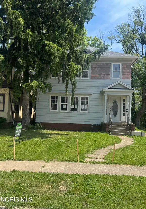 2712 Hoehler Drive, Toledo, OH 43606