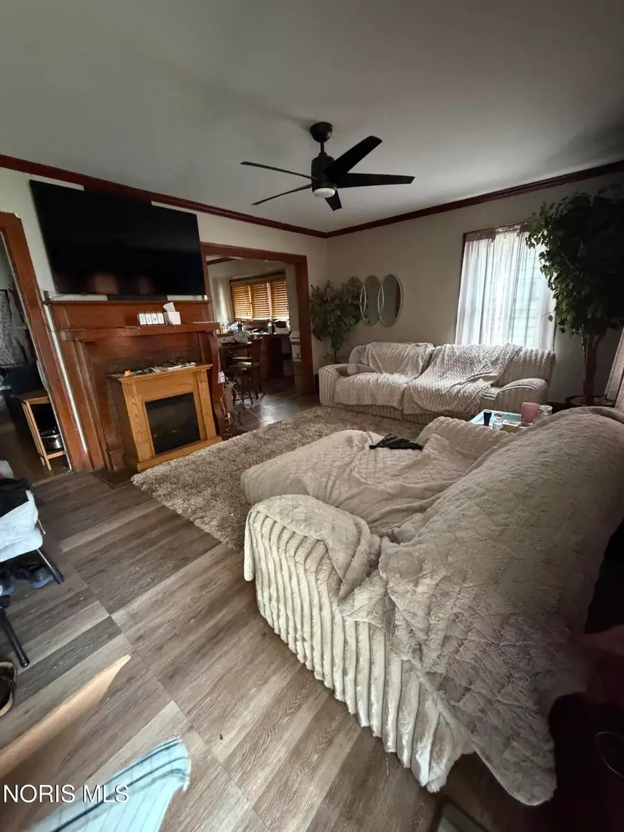 4034 Asbury Drive, Toledo, OH 43612 - #2