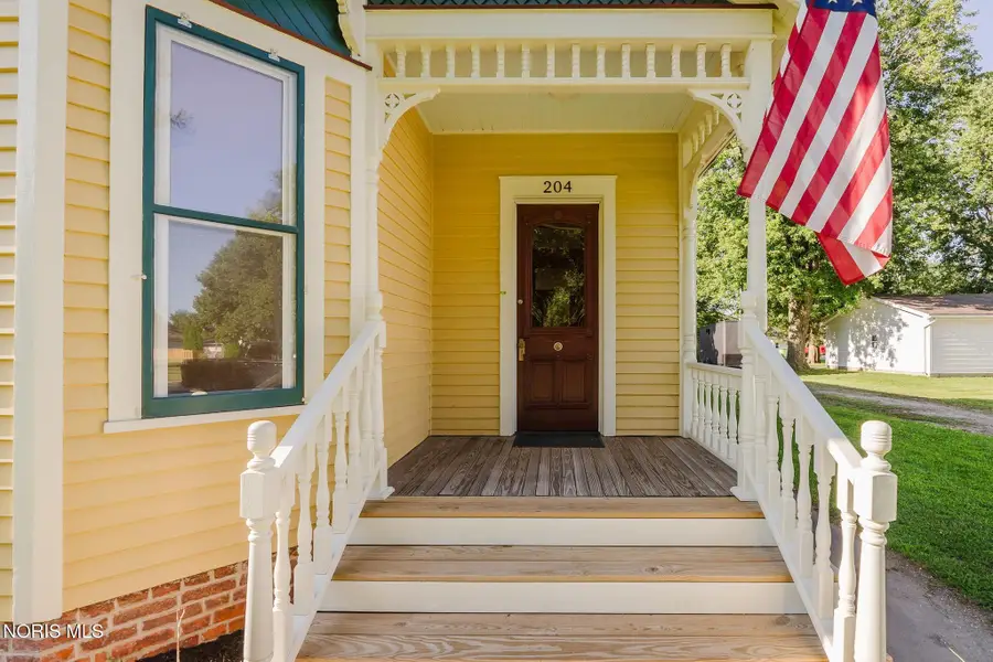 204 W Main Street, Wayne, OH 43466 - #3
