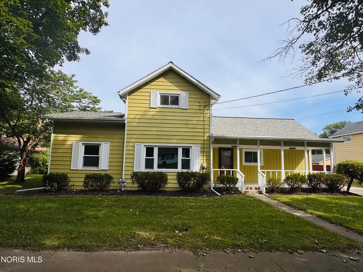 128 W Gas Street, Edgerton, OH 43517 - #1