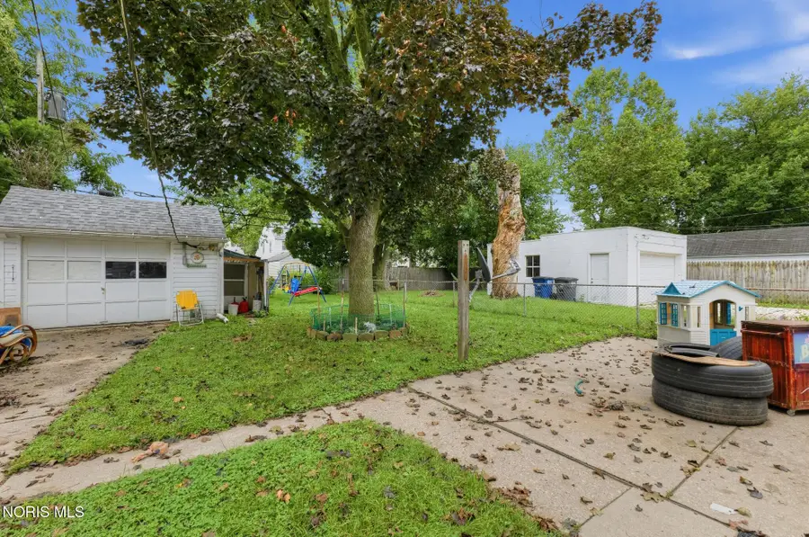 3702 Kershaw Avenue, Toledo, OH 43613 - #3
