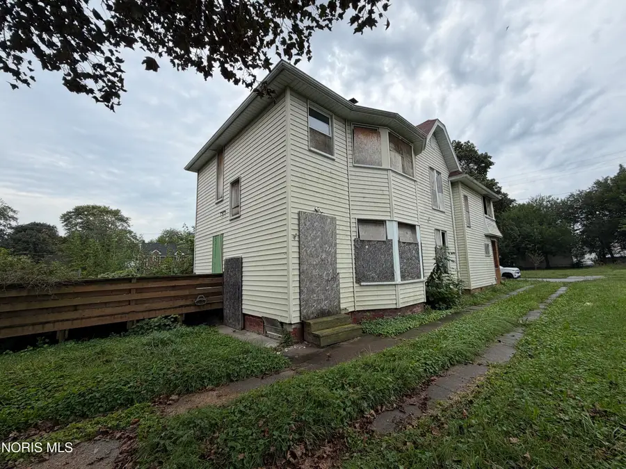 747 Euclid Avenue, Toledo, OH 43605 - #3