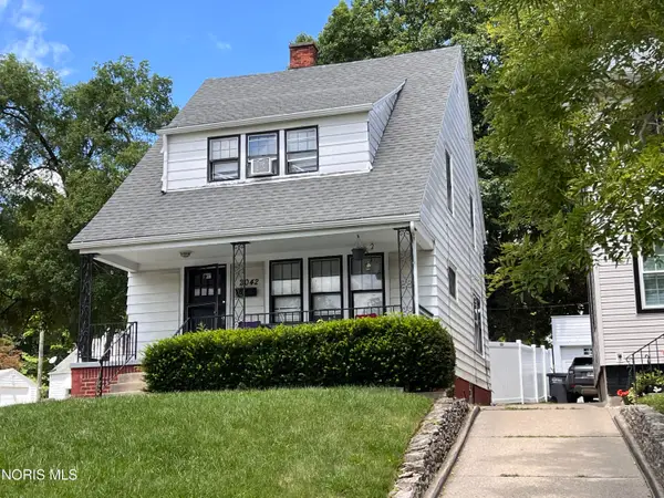 2042 Southmoor Drive, Toledo, OH 43609