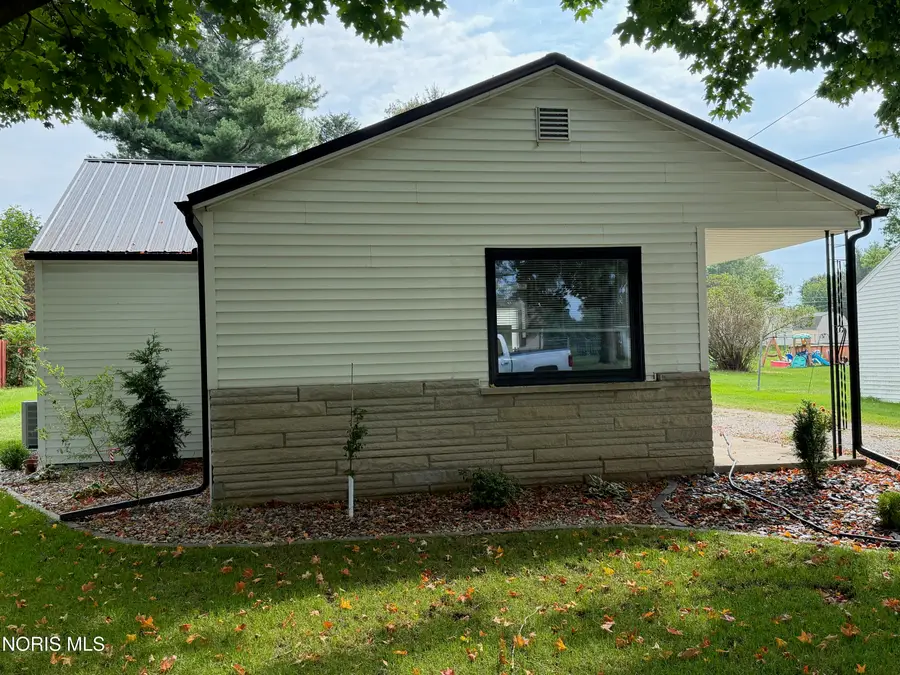 448 N Elm Street, Edgerton, OH 43517 - #2