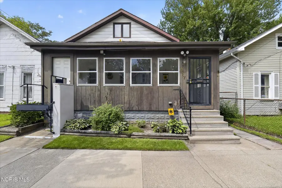 817 Yates Street, Toledo, OH 43608 - #3
