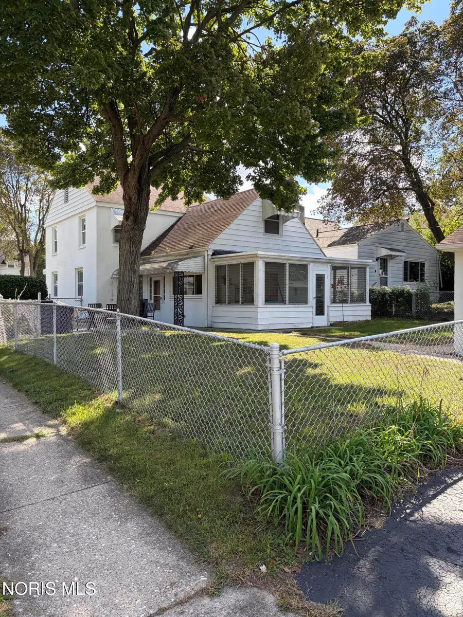 4037 Bowen Road, Toledo, OH 43613 - #3