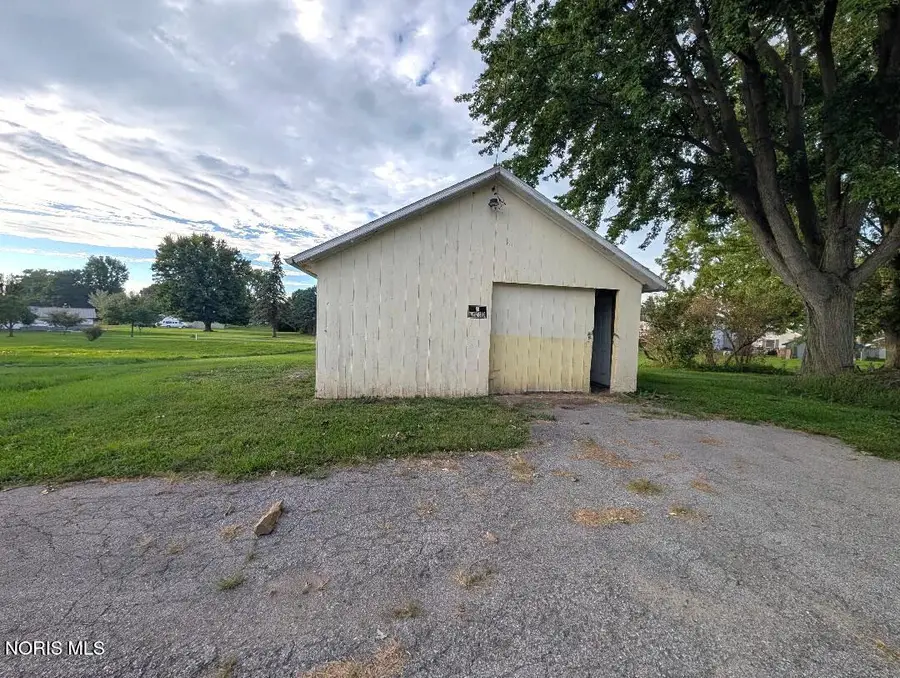 314 W High Street, Hicksville, OH 43526 - #3