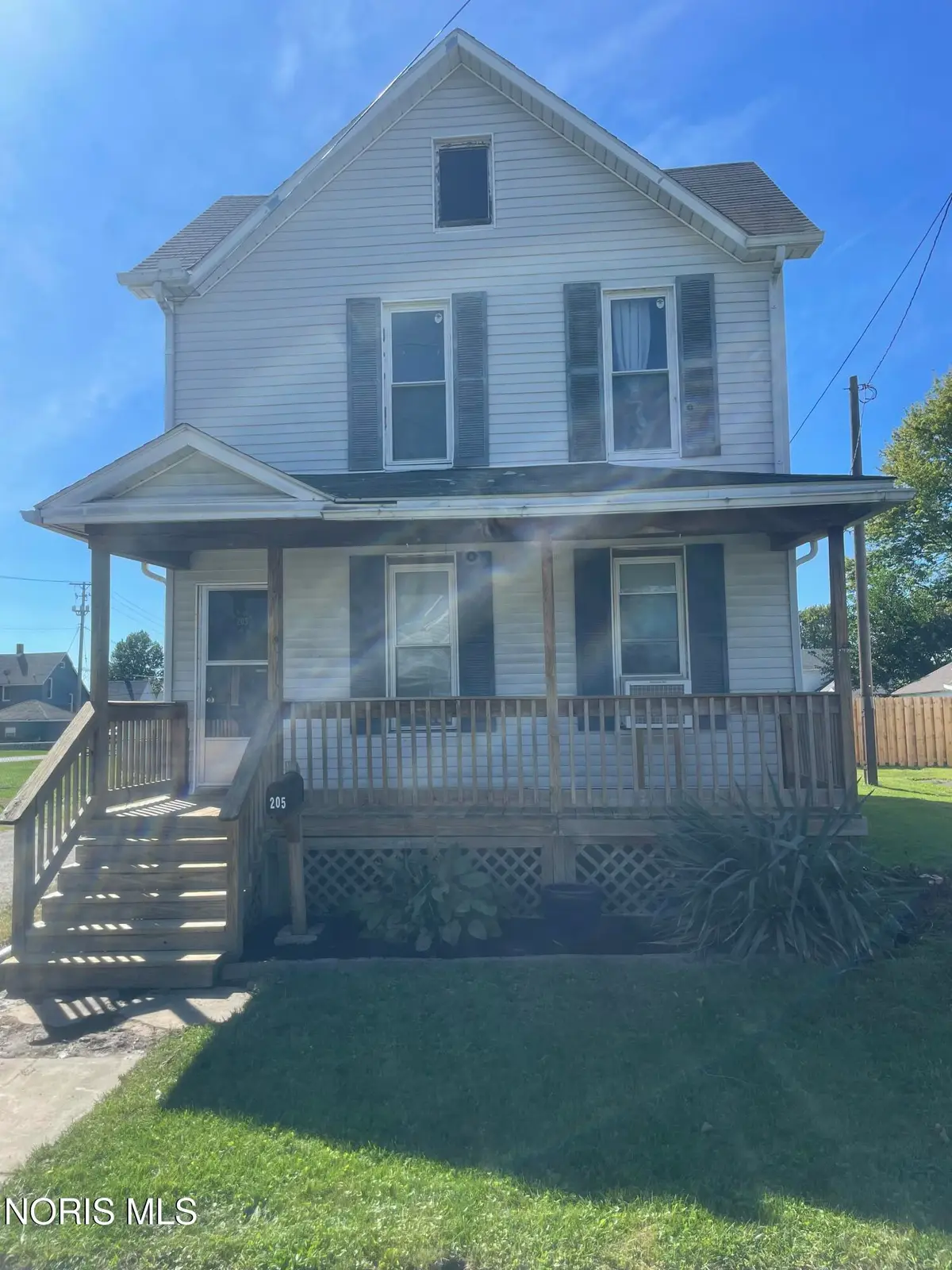 205 N Buckeye Street, Bellevue, OH 44811 - #1