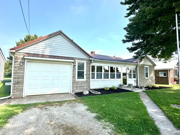 3539 W Harbor Road, Port Clinton, OH 43452