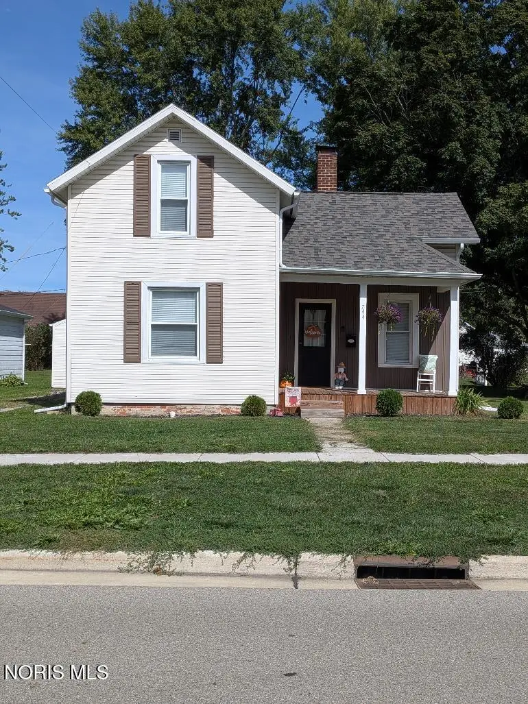 744 Park Street, Napoleon, OH 43545 - #1