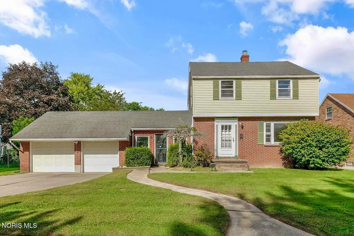 1642 Norcross Drive, Oregon, OH 43616 - #1
