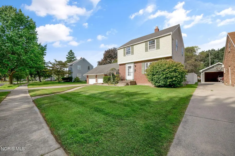 1642 Norcross Drive, Oregon, OH 43616 - #2