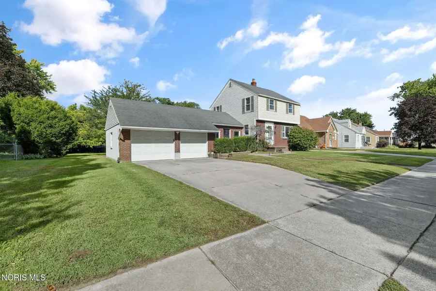 1642 Norcross Drive, Oregon, OH 43616 - #3