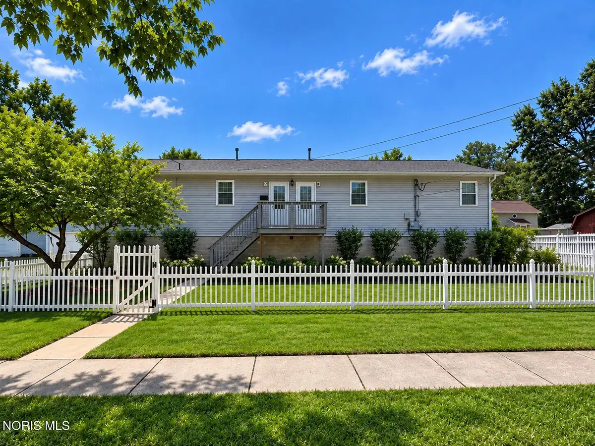 521 River Street, Findlay, OH 45840 - #1