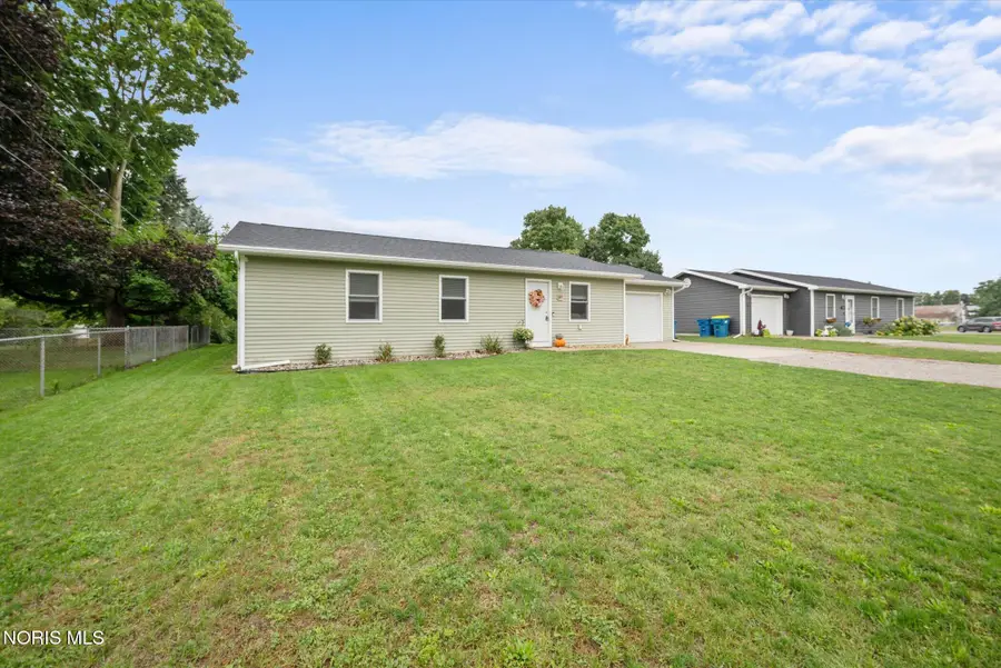 307 N Oak Street, Edgerton, OH 43517 - #2