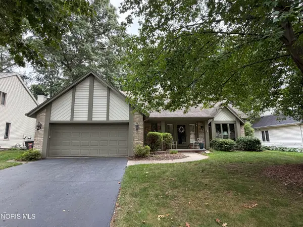 2338 Saint Roberts Lane, Toledo, OH 43617