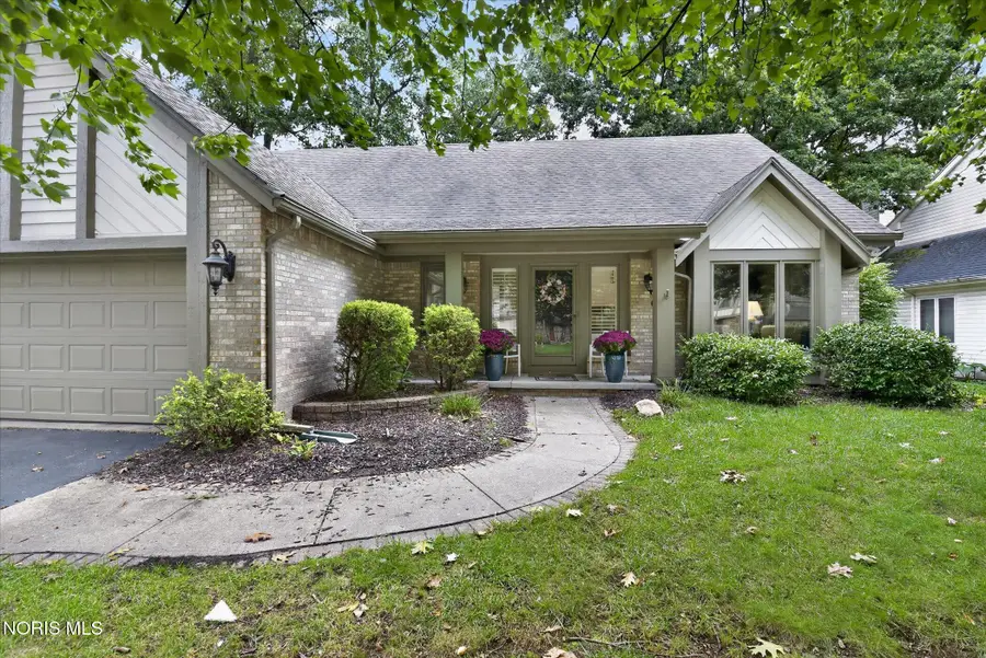 2338 Saint Roberts Lane, Toledo, OH 43617 - #2