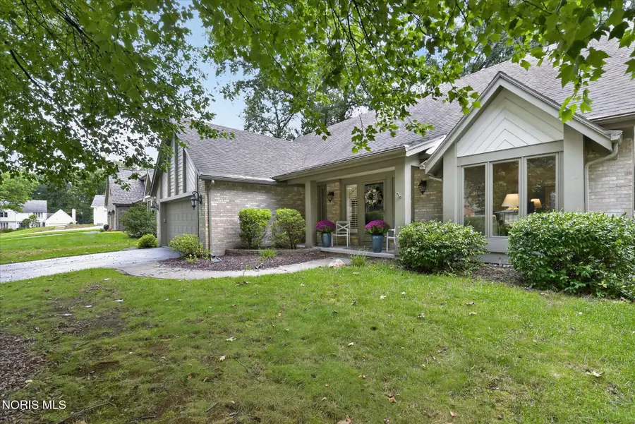 2338 Saint Roberts Lane, Toledo, OH 43617 - #3