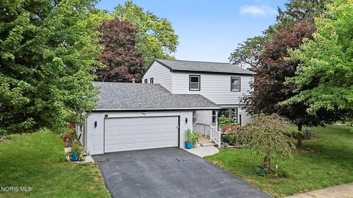 401 Orchard View Drive, Maumee, OH 43537 - #1