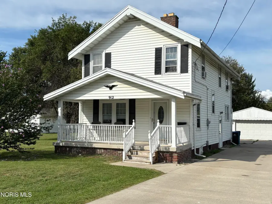 912 Mambrino Road, Oregon, OH 43616 - #3