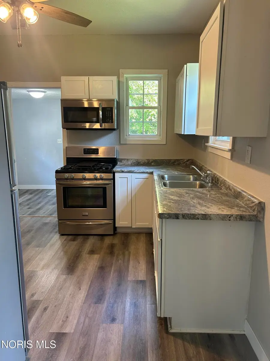 4112 Lewis Avenue, Toledo, OH 43612 - #2