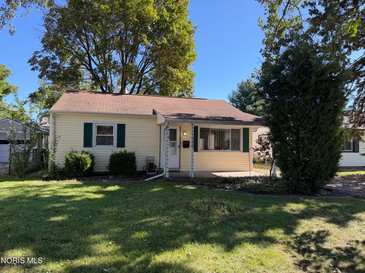 886 Lochhaven Boulevard, Maumee, OH 43537 - #1