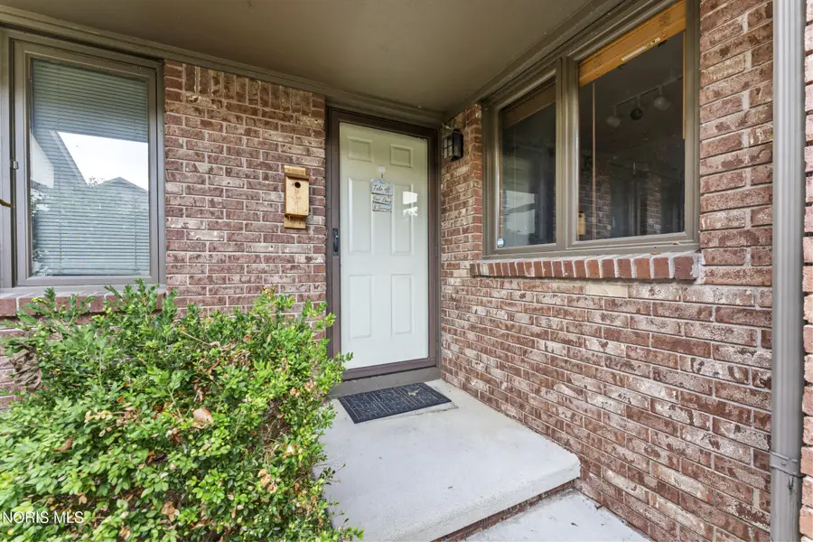 1174 Hidden Ridge Road, Toledo, OH 43615 - #2