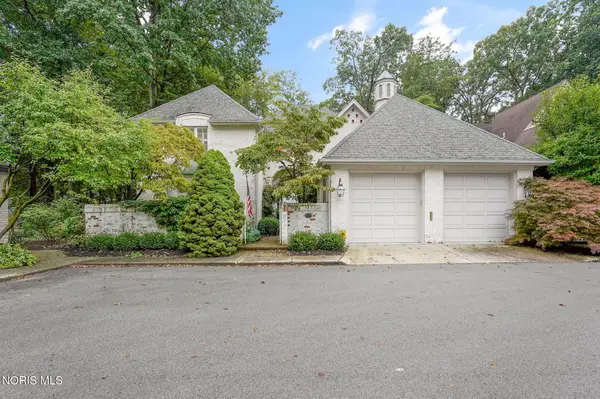 23 Exmoor, Ottawa Hills, OH 43615