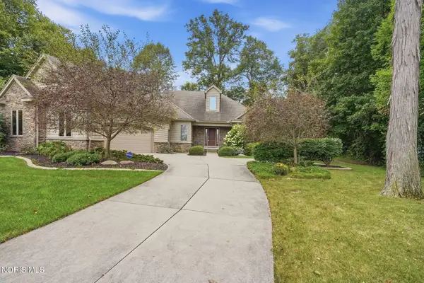 4068 Deer Ravine Court, Maumee, OH 43537