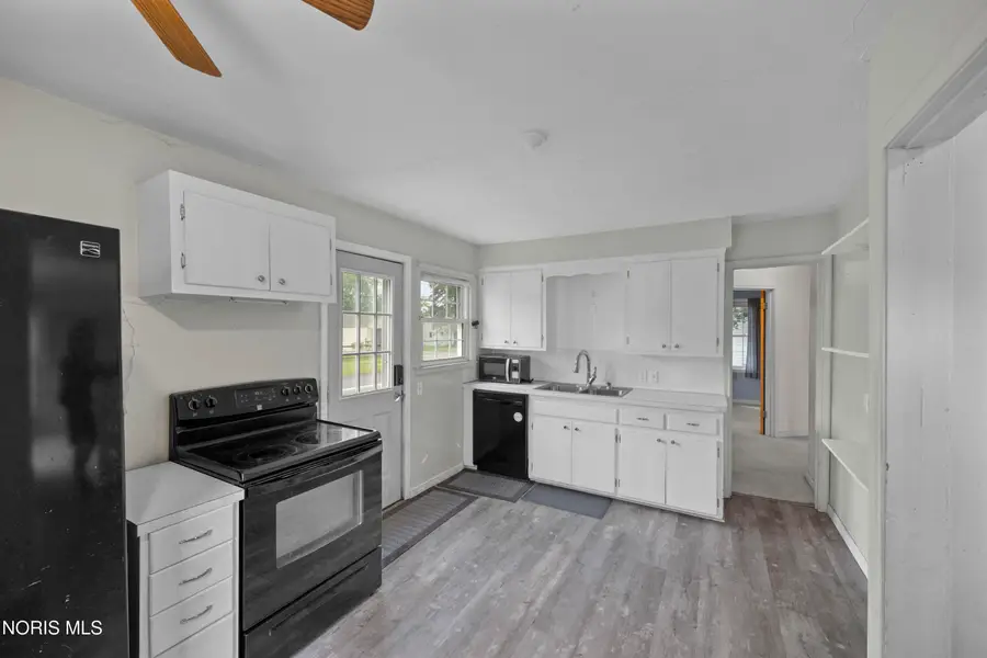2560 Gracewood Road, Toledo, OH 43613 - #2