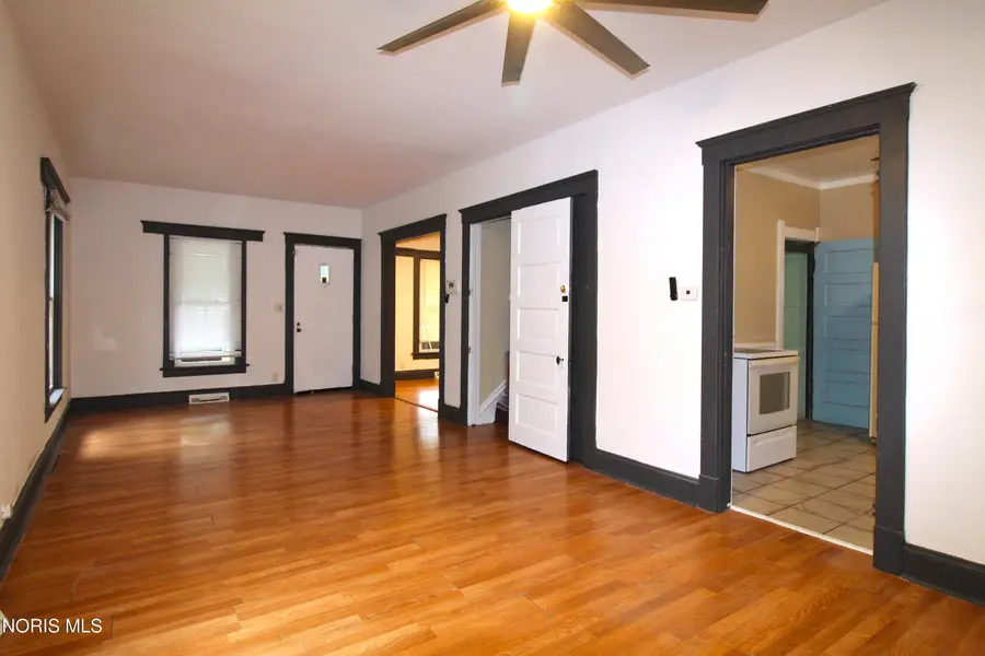1139 Oakwood Avenue, Toledo, OH 43607 - #3