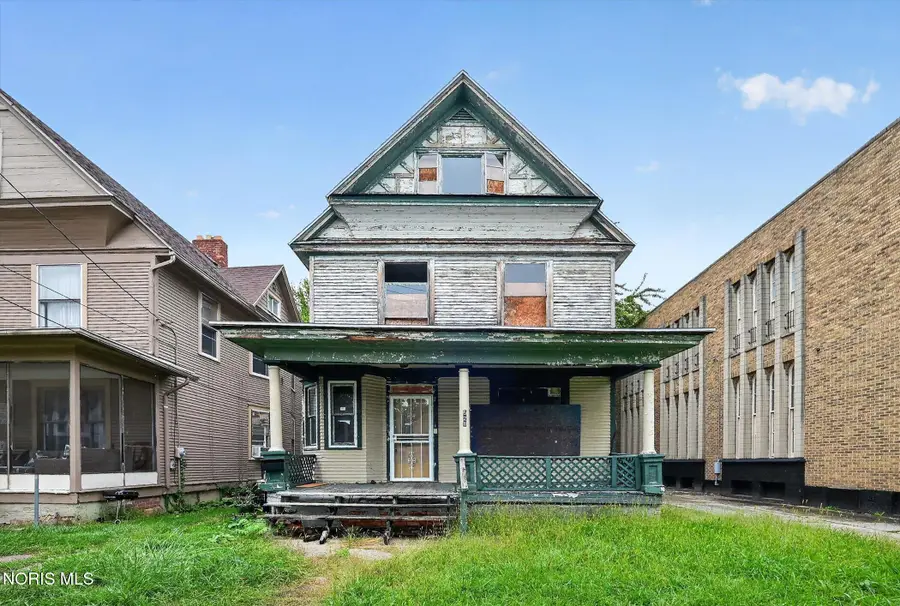 528 Acklin Avenue, Toledo, OH 43620 - #3