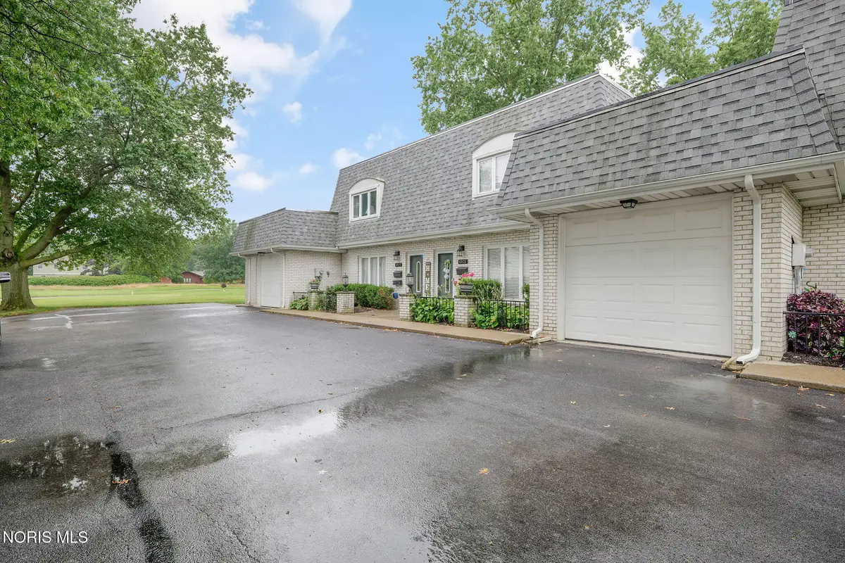 6925 Fenwyck Road, Maumee, OH 43537 - #1
