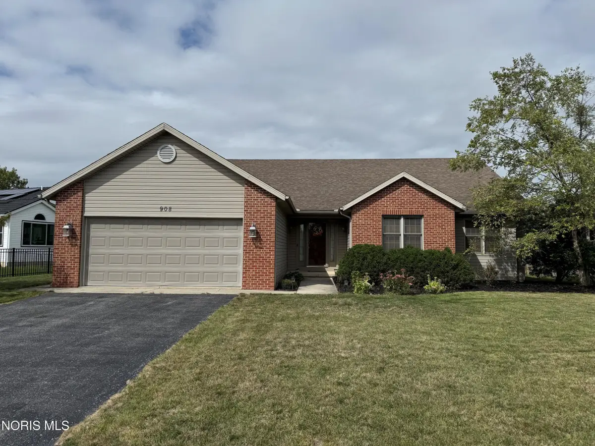 908 Tarra Oaks Drive, Findlay, OH 45840 - #1