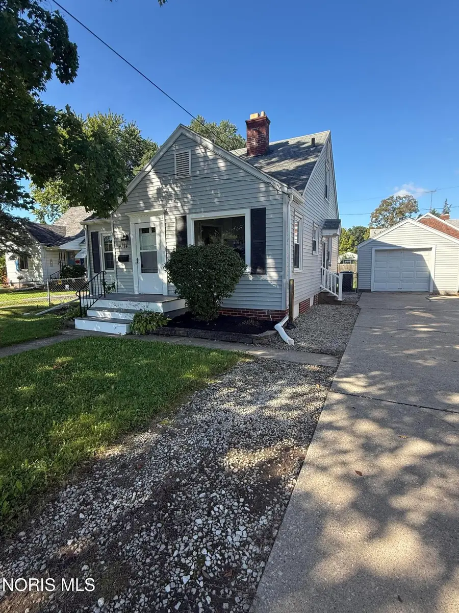 4114 S Detroit Avenue, Toledo, OH 43614 - #2