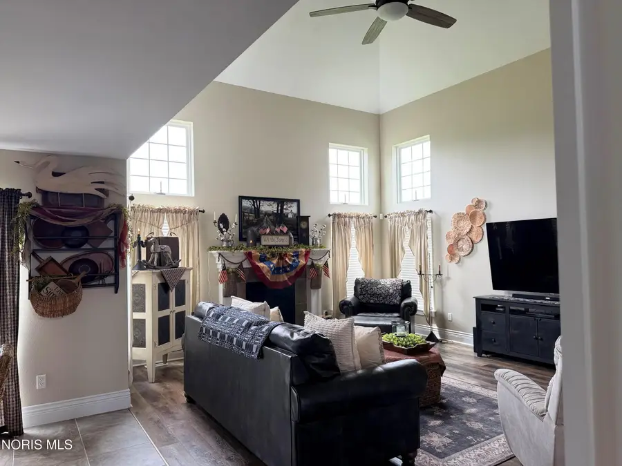 2861 Woods Edge Road, Perrysburg, OH 43551 - #2