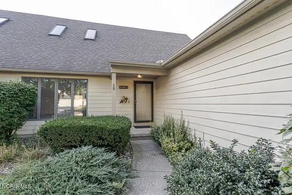 15 Gatewood Drive, Waterville, OH 43566