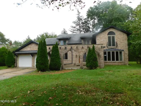 2401 Karendale Drive, Toledo, OH 43614