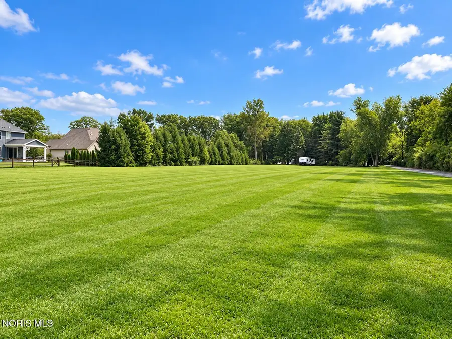 7539 Maumee Western Road, Maumee, OH 43537 - #2