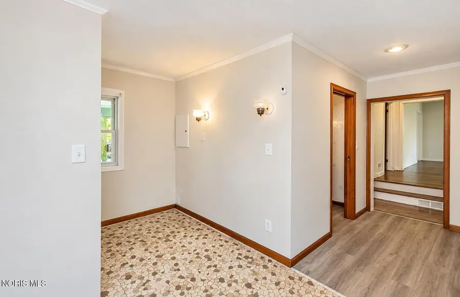 7539 Maumee Western Road, Maumee, OH 43537 - #3