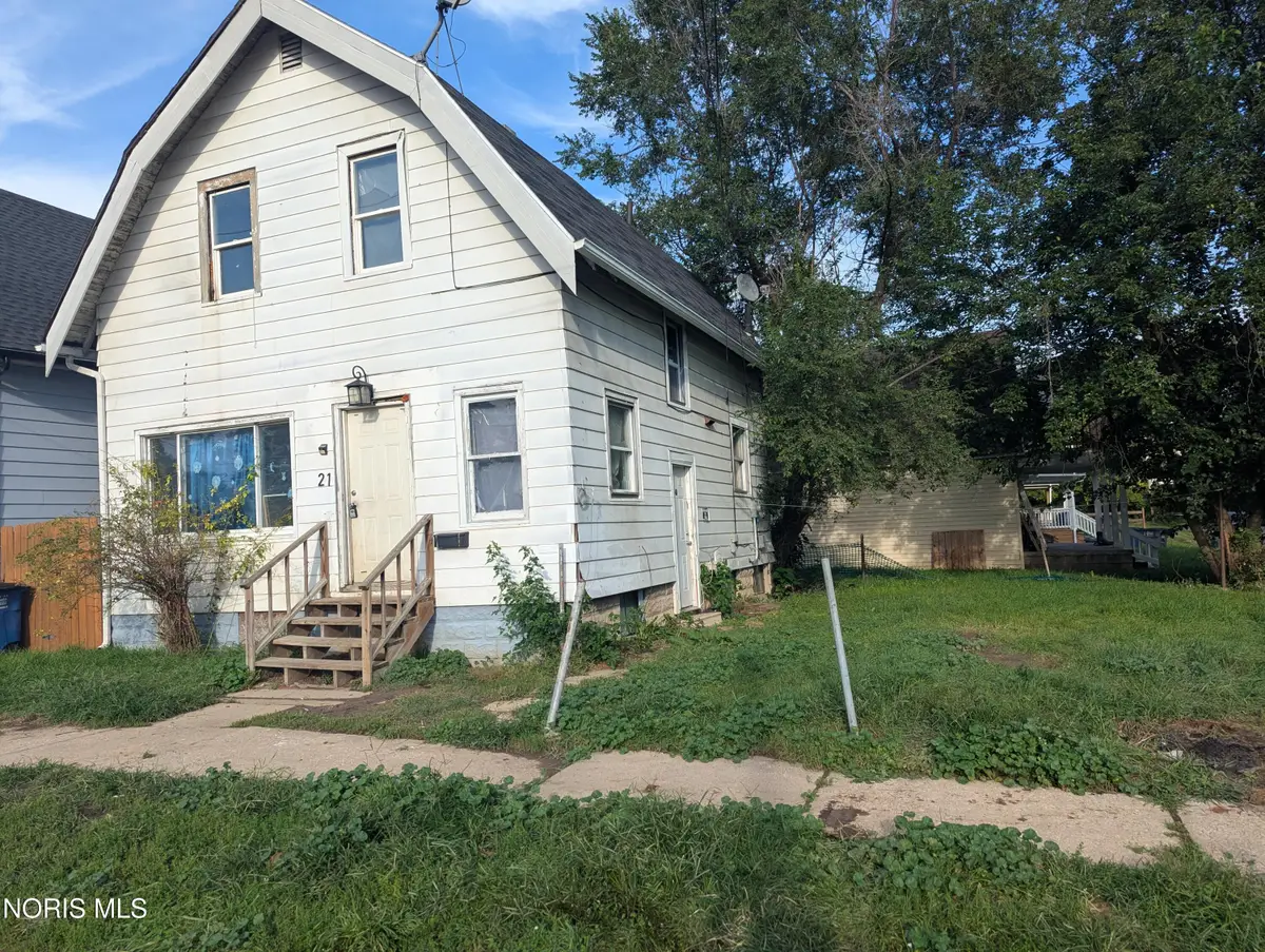 21 Banks Street, Toledo, OH 43609 - #1